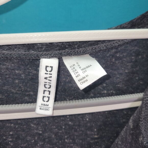 H&M Divided Womens Basic Dress Short Sleeve V-Neck Charcoal Gray Size S - Picture 2 of 8